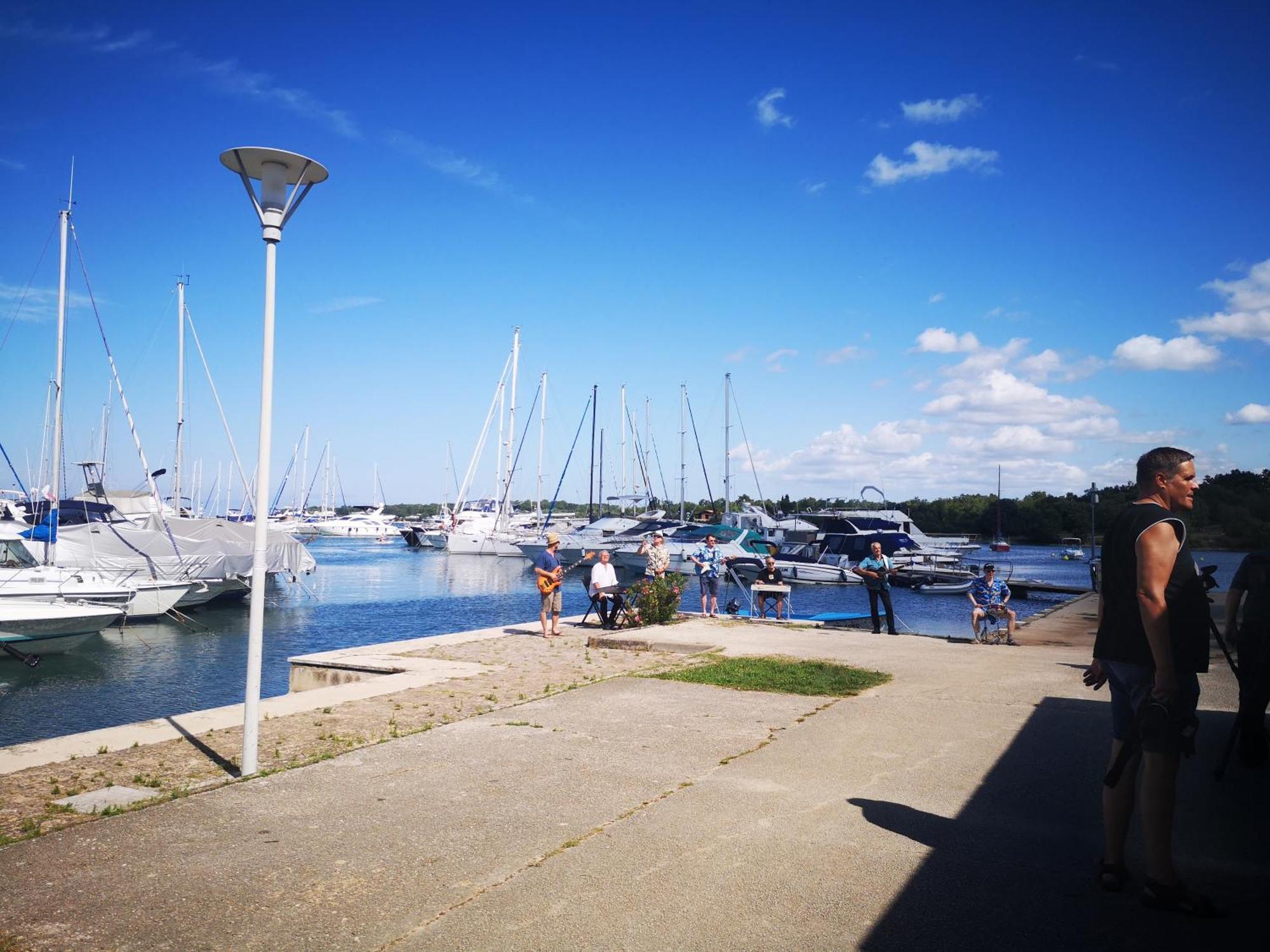 Lovely Apartment Near The Beach With A Sea View ポレッチ 部屋 写真